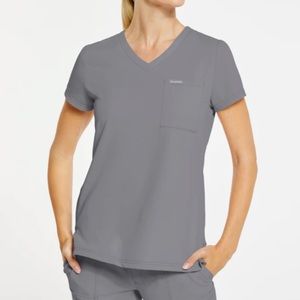 JAANUU Women's 3-Pocket V-Neck Scrub Top